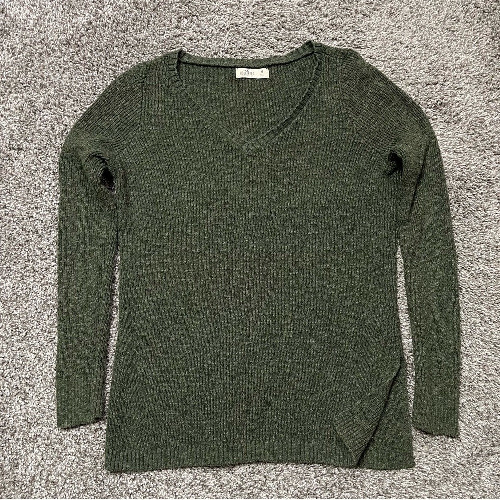 Hollister Olive Green Ribbed V-Neck Tunic Sweater Size M